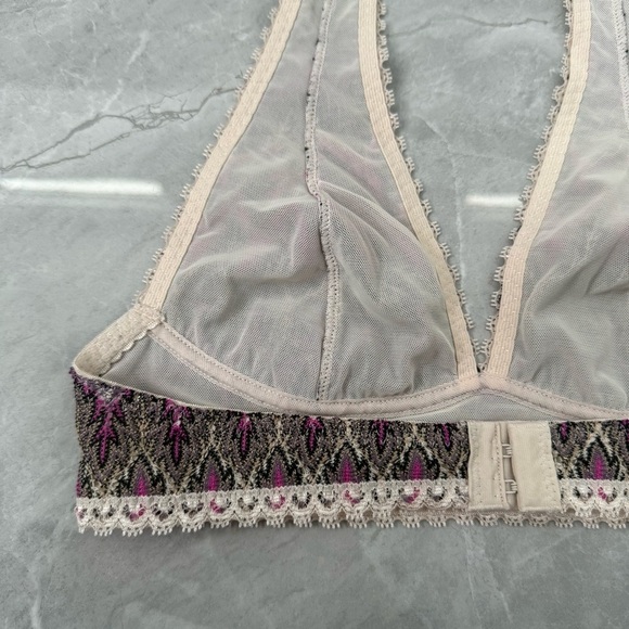 Women’s Free People Boho Patterned Lace Halter Bralette Top XS - Picture 9 of 16